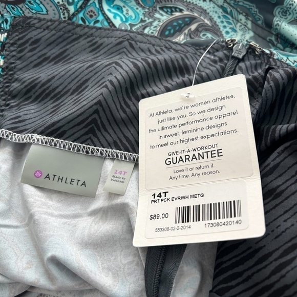 Athleta Halter Top Dress with Shirring Smocking Gorgeous Paisley Activewear - Picture 10 of 15